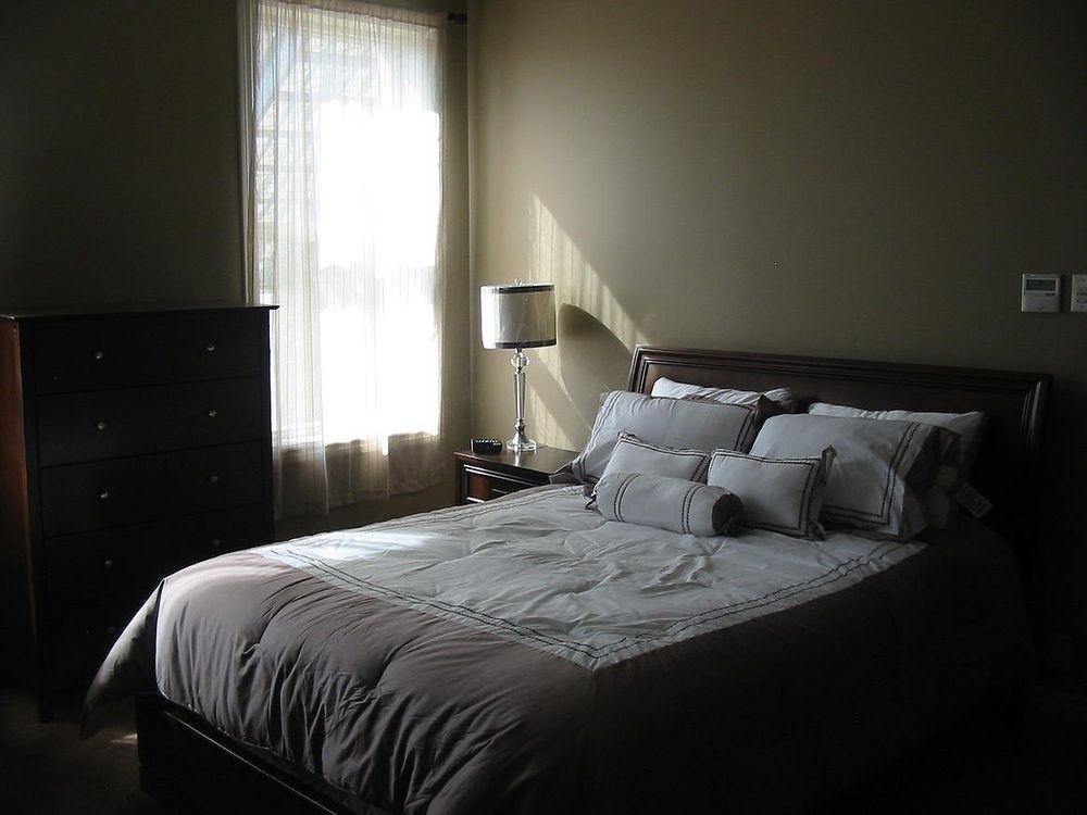 Wellington Street Inn By Hoco Hotels Collection Stratford Exterior photo